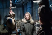 Sherlock Holmes sieht sich dazu gezwungen, mit der FBI-Profilerin Kathryn Drummond (Kari Matchett) zusammenzuarbeiten ...