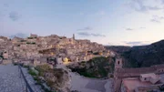 In der Basilikata, an der Grenze Apuliens, liegt Matera. Die Kleinstadt ist Kulturhauptstadt 2019.