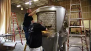 Wayde King and his partner Brett Raymer are building breathtaking super aquariums in Las Vegas.