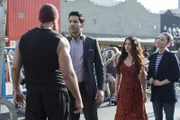 (v.l.n.r.) Lucifer Morningstar (Tom Ellis); Eve (Inbar Lavi); Chloe Decker (Lauren German)