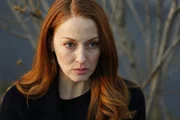 Anna McMahon (Jennifer Ferrin)