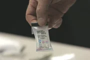 WARREN, Mich. - Warren PD seized cocaine tested with reacting agents.