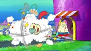 Mrs. Puff (r.)