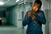 Rocco Schiavone (Mario Giallini) muss den Mord an einem Mafioso im Gefängnis aufklären.