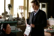 L-R: Jon Jon (Atticus Todd), Patrick Jane (Simon Baker)