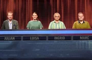 Die Kandidat:innen (v.l.n.r.): Julian Engelbert, Luisa Kruse, Ingrid Schickling und Marc Dankers.; ARD GEFRAGT - GEJAGT FOLGE 813, "Alexander Bommes präsentiert beliebtes Quizformat", am Freitag (06.09.24) um 18:00 Uhr im ERSTEN. Die Kandidat:innen (v.l.n.r.): Julian Engelbert, Luisa Kruse, Ingrid Schickling und Marc Dankers. © ARD/Uwe Ernst, honorarfrei - Verwendung gemäß der AGB im engen inhaltlichen, redaktionellen Zusammenhang mit genannter ARD-Sendung bei Nennung "Bild: ARD/Uwe Ernst" (S2+). ARD-Programmdirektion/Bildredaktion, pressefoto.daserste@ard.de