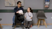 Marlis und Gary sitzen aufgeregt im Wartezimmer der Frauenärztin. Weil die erste Schwangerschaft so gut verlief, soll Maya ein Geschwister bekommen.
