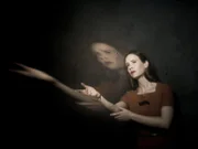 (2. Staffel) - Was hat Lana (Sarah Paulson) zu verbergen?