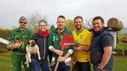 v.l.: Ralf, Mareike mit Mops "Johnny Walker", Martin, Claus und Henrik