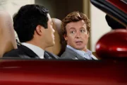 L-R: Kimball Cho (Tim Kang) und Patrick Jane (Simon Baker).
