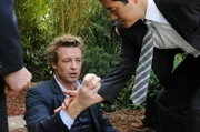 Patrick (Simon Baker) mit Kimbal (Tim Kang) und den restlichen Kollegen lösen einen neuen Mordfall.