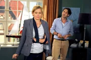 Die alte Vertrautheit zwischen Maren (Christine Döring, l.) und Clemens (Falk-Willy Wild, r.) bekommt Risse, als Clemens feststellt, dass Maren ihn belügt.