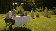 Charles Darwin (Michael Achatz) forscht als Privatgelehrter in Down House.