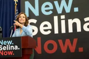 Selina Meyer (Julia Louis-Dreyfus)