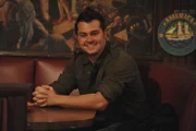 Als Barneys Herausforderung bei der siebten Frau zu scheitern droht, ist Lily es, die ihm den Weg frei macht und für Joanna Yankee-Spieler Nick Swisher (Nick Swisher) abwimmelt ...