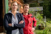 Der Bergdoktor Staffel 14 Folge 12 Andrea Gerhard als Linn Kemper, Heiko Ruprecht als Hans Gruber