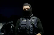 Verdeckte Ermittlerin beim Landeskriminalamt Nordrhein-Westfalen.