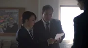 Detective Katagiri (Ken Watanabe) arbeitet mit der Taskforce-Chefin Nagata (Miki Maya) zusammen
