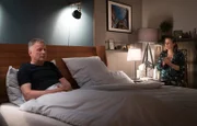 Katja Brückner (Julia Jäger) erzählt Dr. Roland Heilmann (Thomas Rühmann) am Abend, dass ihre akribische, disziplinierte Kollegin eine völlig chaotische Wohnung hat ... ob das wohl mit ihrer ADHS zusammenhängen könnte? Katjas Kollegin ist gerade Patientin in der Sachsenklinik und Roland horcht auf.