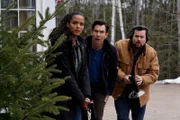 v.l.: Det. Sam Shaw (Sydney Tamiia Poitier), Harley Carter (Jerry O'Connell) und Dave Leigh (Kristian Bruun)
+++