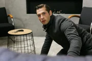 Deniz (Igor Dolgatschew) sitzt in der Falle - wird Vincent ihn entdecken?