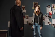 Norman Singleton (Evan Parke), Elizaabeth Keen (Megan Boone)