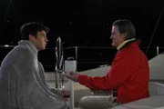 Ted (Josh Radnor, l.) und "der Captain" (Kyle MacLachlan, r.) unternehmen einen Segeltörn - mit ungeahnten Ende ...