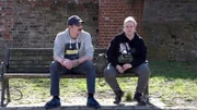 Kurz nach der Anordnung des Jugendamts, wonach Cindy künftig mit Clara im Mutter-Kind-Heim leben soll, steht bereits der Umzug an. Mutter Sandra und Stiefvater Tino können Cindy aber nicht helfen - sie haben anderweitige Verpflichtungen.