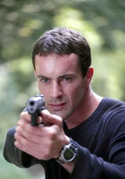 Gedeon Burkhard (Alexander Brandtner).