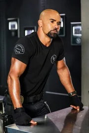Daniel 'Hondo' Harrelson (Shemar Moore)