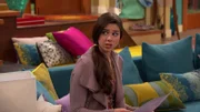 Phoebe Thunderman (Kira Kosarin)