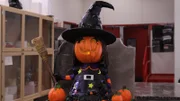 The finished Cute Halloween Witch cake.