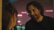Josh (Ben Lloyd-Hughes, re.) und Zofia (Jenny Walser, li.) waren nicht immer einer Meinung.