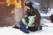 Chicago Fire Staffel 12 Folge 4 Miranda Rae Mayo als Stella Kidd