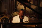 Ford (Billy Dee Williams)