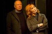 Gerald (Axel Milberg) und seine Frau Gundula (Andrea Sawatzki) sind an Weihnachten total entnervt von ihrer Verwandtschaft und schlittern in eine Ehekrise hinein.