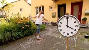Zum Mitsingen gibt es das „Lied mit der Uhr“.
