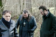 Rocco (Marco Giallini, re.) und seine Freunde Sebastiano (Francesco Acquaroli, li.) und Furio (Mirko Frezza, mi.) auf ihrem Rachefeldzug im Friaul.