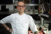 Hinter zwei Michelin-Sternen stecken Talent – und jede Menge Fleiß, Leidenschaft und Ausdauer. Jahrelang feilte Daniel Schimkowitsch vom L.A. Jordan in Deidesheim an Konzept und Qualität seines außergewöhnlichen Angebots.