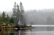 Im Norden Deutschlands liegt ein mächtiges Mittelgebirge, um das sich zahllose Legenden und Märchen ranken: der Harz.