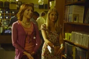 Willow (Alyson Hannigan, l.); Buffy (Sarah Michelle Gellar, r.)