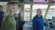 Korrespondentin Katharina Wagner an Bord eines Begleitschiffes am Bosporus. Die Meerenge gilt als einer der gefährlichsten Wasserstraßen der Welt.