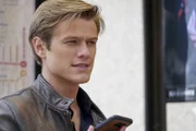 Lucas Till (Angus MacGyver).