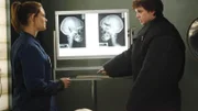Dr. Brennan (Emily Deschanel, l.) und Zack Addy (Eric Millegan)