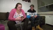 Bei Malena (27) und Jerome (30) steht ein Termin beim Mieterschutzbund an. Der Wasserschaden in ihrer Wohnung ist zwar behoben, aber das Problem längst nicht gelöst.
