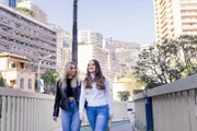 Davina(r.) & Shania(l.)