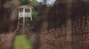 Gefängniszaun und Wachturm Security-Mann im New Bilibid Gefängnis in Manila   +++