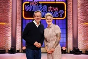 Die Kandidat:innen der Sendung: Der Arzt und Fernsehmoderator Eckart von Hirschhausen (li.) und die Ärztin und Reality-TV Persönlichkeit Carola Holzner (re.).