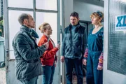 (v.li.): Micha Oberländer (Matthias Koeberlin), Luisa Hoffmann (Alina Fritsch), Andy Löffler (Andreas Kiendl), Ronja Löffler (Helene Stupnicki)