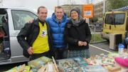 Trödelprofi Otto mit Matthias und Freundin Katja wollen die Playmobil-Sammlung von Matthias verkaufen.